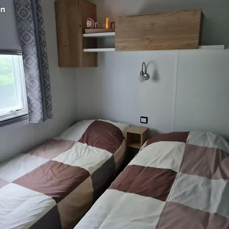 Casa vacanze Pitch 875 Excellence Range Mobile At Les Charmettes 4 Without Fun Pass *